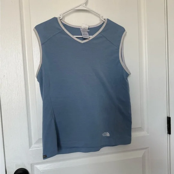 The North Face Gray and White Fitted Sleeveless Tank Top - Picture 3 of 7